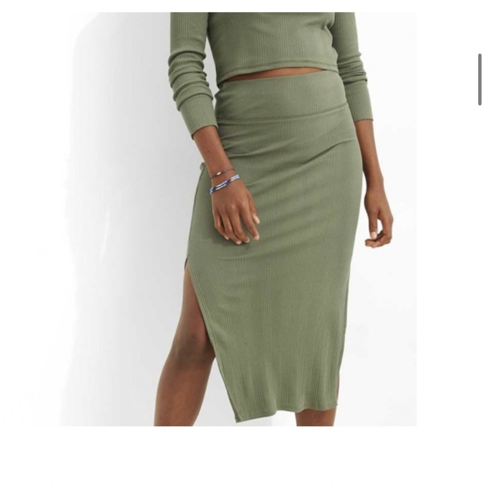 Aerie Ribbed Midi Skirt Green High Waisted Side Slit Stretchy Size L